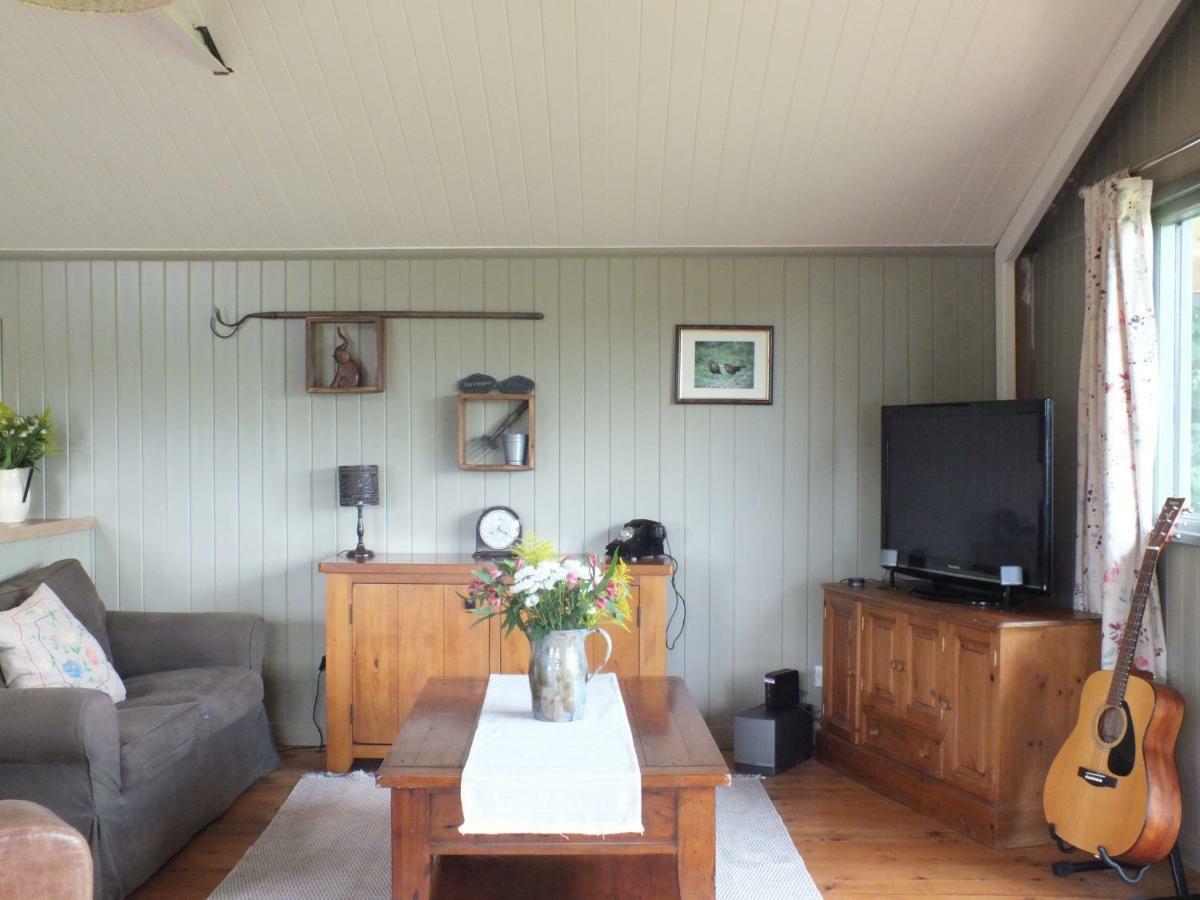 The Potting Shed And The Garden Shed Self Catering Villa Carmarthen Exterior photo